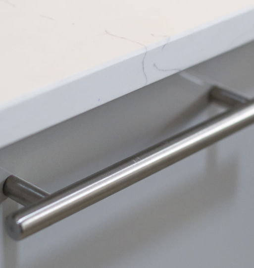 Tay nắm tủ Inox Mờ - D392mm 155.01.407